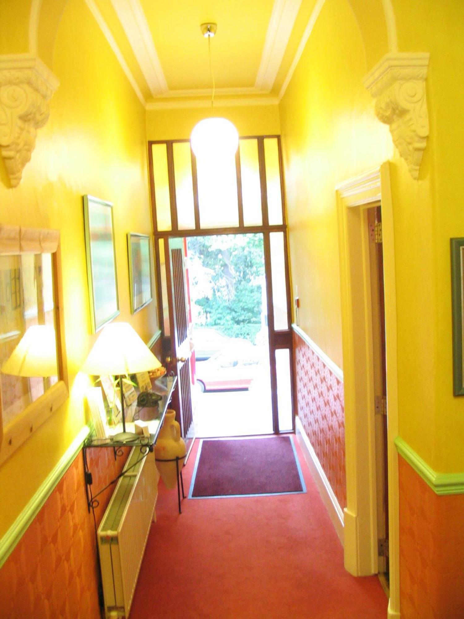 The Dales Bed & Breakfast Harrogate Exterior photo